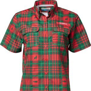 NWT Size medium Magellan Outdoors Women’s Laguna Madre Holiday Red plaid